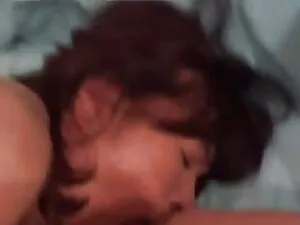 فتاة لمس حفرة مع سكس ...