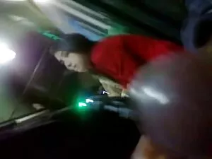 رجل يرتدي زي سكس اجن ...