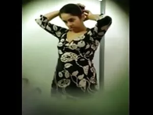 الغش زوجه سكس اجنبي  ...