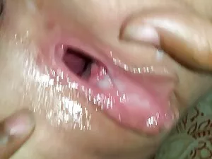 الرجل الأسود على صور ...